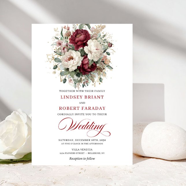 Invitación Luxury Burgundy White Floral Gold Wedding Invite (Luxury Burgundy White Floral Gold Wedding Invitation)