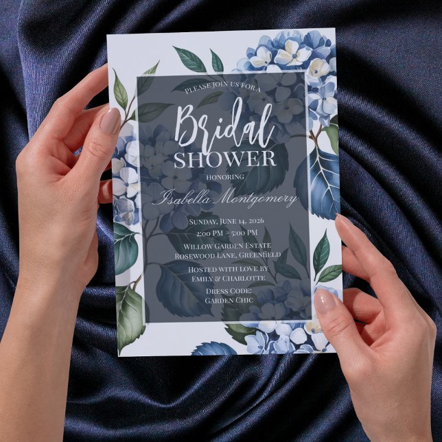 Invitación Luxury Soft Blue Hydrangea Bridal Shower (Luxury Soft Blue Hydrangea Bridal Shower Invitations
)