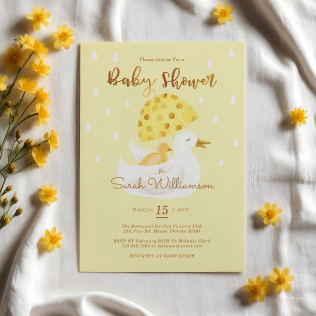 Invitación Madre y bebé amarillo paraguas dudoso amarillo pál (Mother & Baby Yellow Ducky Umbrella Pale Yellow Invitation)