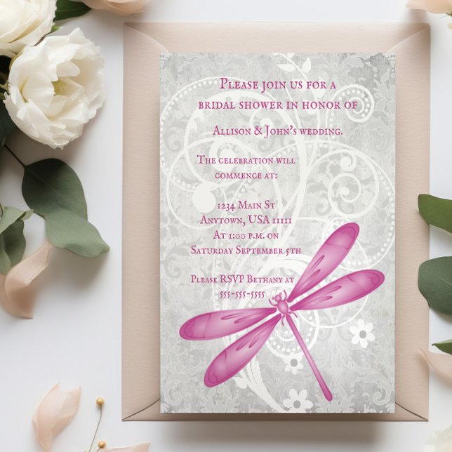 Invitación Magenta Dragonfly Bridal Shower Invite (Magenta Dragonfly Bridal Shower Invitation)