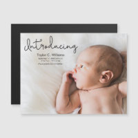 Anuncio de nacimiento de fotos para bebés Presenta