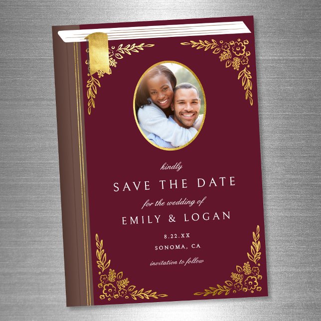 Invitación Magnética Burgundy Gold Book Wedding Save The Date Card (Subido por el creador)