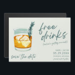 Invitación Magnética Craft Cocktail Funny Boda De Bebidas Gratuitas Sav<br><div class="desc">Una boda divertida salva las fechas para la pareja que no puede esperar a celebrar con su familia y amigos en su boda. Cocina artesanal con bebidas gratis (¡y nos vamos a casar!) diseño magnético para guardar las fechas.</div>