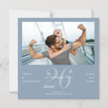 El moderno Dusty Blue Photo Number Guarda La Fecha