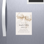 Invitación Magnética Elegante arco beige Sweet 16 de lujo<br><div class="desc">Un fondo beige suave de color crema,  decorado con un gran arco. Personalice y agregue un nombre y detalles del fiesta.</div>
