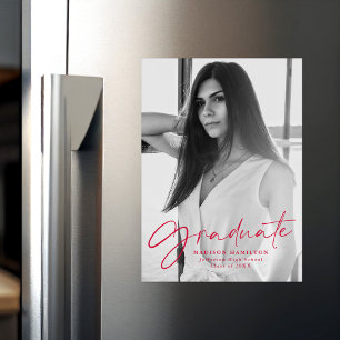 Invitación Magnética Elegante Graduación de Fotografías con Guión Rojo