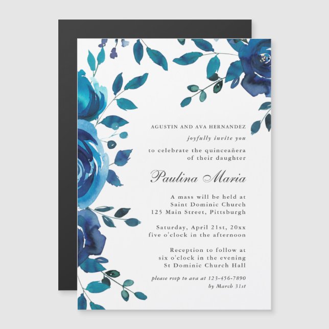 Invitación Magnética Elegante Quinceañera floral azul y blanca (Anverso/Reverso)