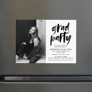 Invitación Magnética Fiesta de Graduación con Foto en Letra de Pincel N