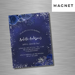 Invitación Magnética Flores azules de la marina de cumpleaños plata des<br><div class="desc">Un fondo azul marino,  decorado con purpurinas de plata falsa,  chispas y flores azules. El color azul es desigual. Personalice y agregue un nombre y detalles del fiesta.</div>
