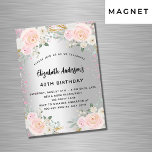 Invitación Magnética Flores rosa plateadas de cumpleaños purpurina de l<br><div class="desc">Una moderna,  elegante y glamorosa 40ª (o cualquier edad) invitación a la fiesta de cumpleaños magnética. Un fondo falso de color plateado con purpurina falso rosa,  chispas y flores rosadas rubíes. El nombre está escrito con una escritura de estilo con letras a mano moderna. Personalice y agregue sus detalles.</div>