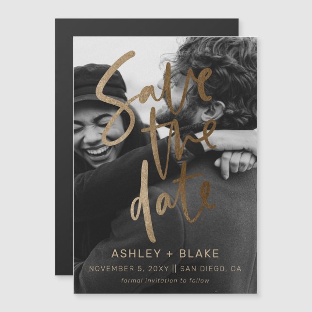 Invitación Magnética Foto de caligrafía de oro Guardar la fecha (Anverso/Reverso)