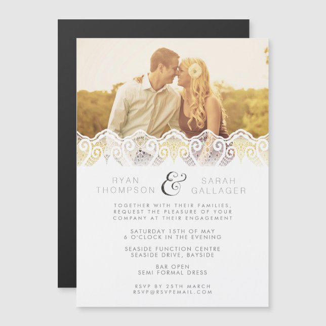 Invitación Magnética Foto del Boda de compromiso de encaje blanco de Ma (Anverso/Reverso)
