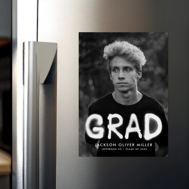 Invitación Magnética Graduación moderna de foto de pintura con spray bl (Subido por el creador)