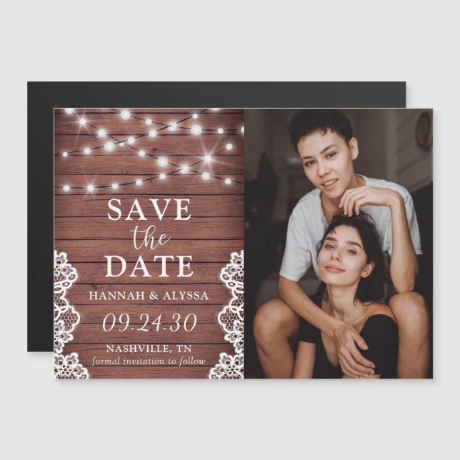 Invitación Magnética Magnético de fotos de luces rusticas LGBTQ (Anverso/Reverso)