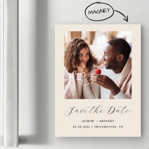 Invitación Magnética Minimal One Photo Script Beige Save the Date