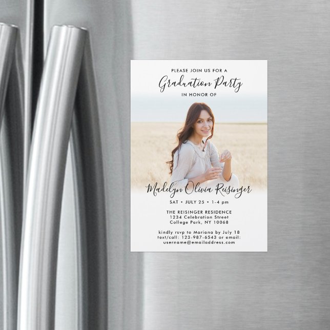 Invitación Magnética Partido de Graduación Foto Simple y Guión Blanco N (Subido por el creador)
