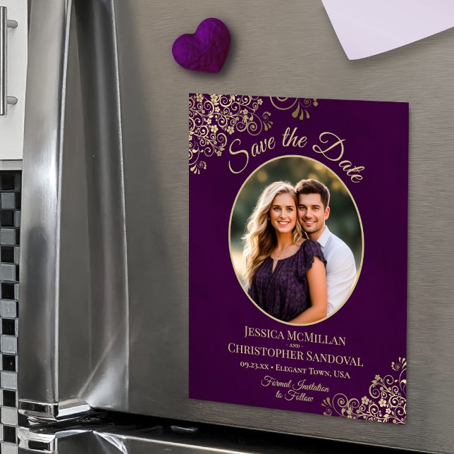 Invitación Magnética Plum Purple & Gold Wedding Save Date Oval Photo (Magnetic Back for Easy Display!)