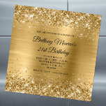 Invitación Magnética Relieve metalizado dorado Purpurinoso 21 cumpleaño<br><div class="desc">Crea tu propia invitación magnética cuadrada de cumpleaños número 21 para su día especial. El fondo incluye una purpurina de oro brillante y una obra de arte digital de Relieve metalizado dorado de estilo metálico. Puede personalizar de los estilos de fuente para que se ajusten a sus planes de fiesta...</div>