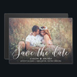 Invitación Magnética Simple Romance Elegant Photo Save the Date | Blanc<br><div class="desc">El elegante tipo de letra dice "Guardar la fecha" en la parte inferior de esta tarjeta magnética fotográfica. ¡Fácil de personalizar con su propia información!</div>