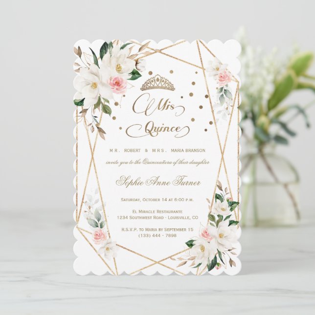 Invitación Magnolia blanca Dorado Floral Rosa Quinceañera (Anverso de pie)