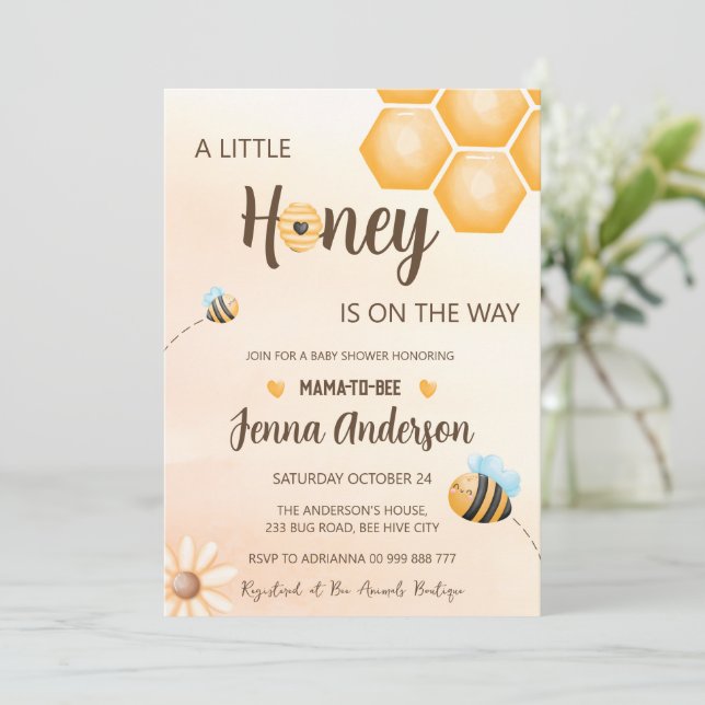 Invitación Mamá Se Va A Atraer A Baby Shower Honey En El Cami (Anverso de pie)