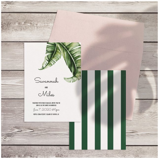 Invitación Mancha de palma de plátano verde y rosa tropical (Optional stripes on Back)