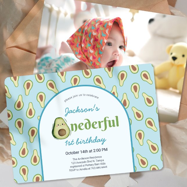 Invitación Maravilloso Fiesta de aguacates de primer cumpleañ (Onederful Avocado 1st Birthday Party Photo Invitation)