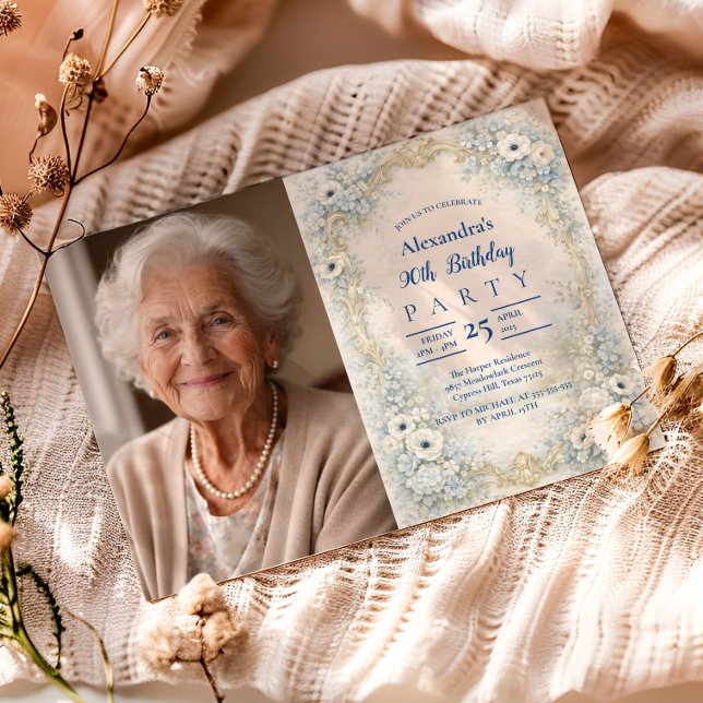 Invitación Marco de Flor Azul Barroco para Cumpleaños 90 (Subido por el creador)