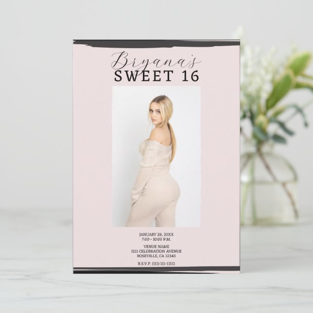 Invitación Marco de foto rosa y negro moderno y elegante Swee (Anverso de pie)