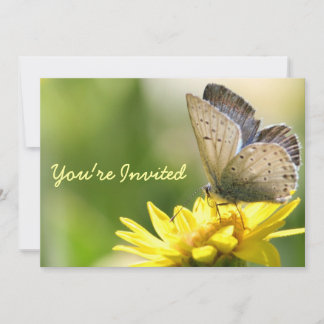 Invitación Mariposa en la ducha de novia amarilla invitada