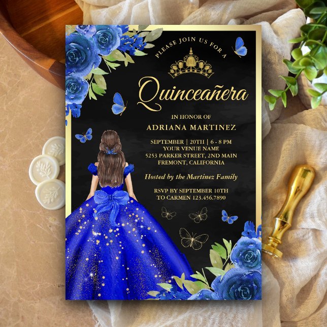 Invitación Mariposa floral azul real Black Gold Quinceanera (Subido por el creador)