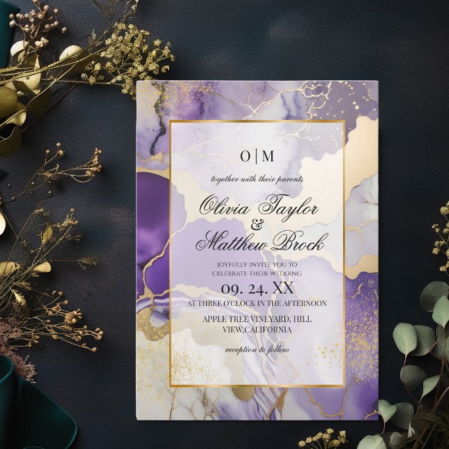 Invitación Mármol Moderno Púrpura y Boda de oro (Subido por el creador)