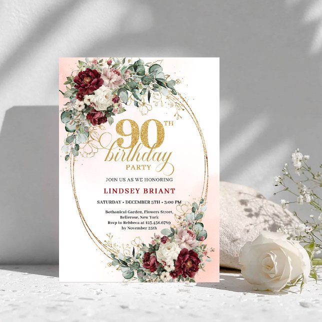 Invitación Maroon Floral Eucalipto Intemporal Cumpleaños 90  (Timeless Maroon Floral Eucalyptus 90th Birthday Invite)
