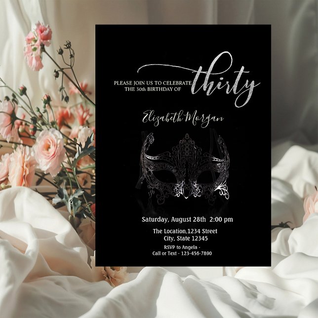 Invitación Mascarada,Mascarilla plateada sobre fondo negro Cu (Subido por el creador)