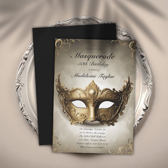 Invitación Mascarada Oro Antiguo Máscara de Venecia 50 cumple (masquerade 50th birthday party invitation glamorous antique gold venetian mask elegant modern classy)