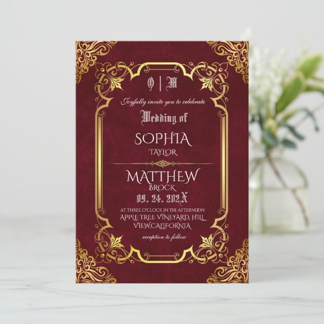 Invitación Medieval Burgundy Royal Gold Wedding (Anverso de pie)