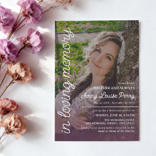 Invitación Memorial de Texto Blanco Foto Grande Morado Suave