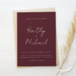 Invitación Merlot Boda Burgundy Modern Handwriter<br><div class="desc">Esta sencilla,  moderna y polvorienta invitación a una boda rosa te mostrará tus nombres en un confuso guión de escritura a mano. Es moderno,  moderno y minimalista.</div>