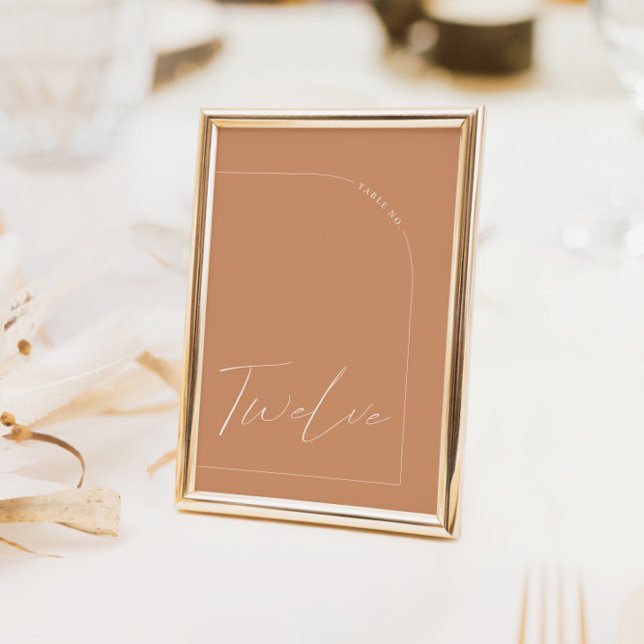 Invitación Mesa Moderna De Arco De Orojo De Boho Número De Do (Modern Boho Rust Arch Table Twelve Table Number)