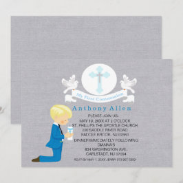 Invitación Mi primer niño de la Santa Comunión que se arrodil