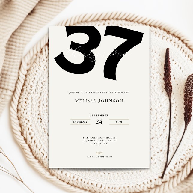 Invitación Minimal 37th Birthday Invitation - Bold Typo (Minimal 37th birthday invitation with bold typography)