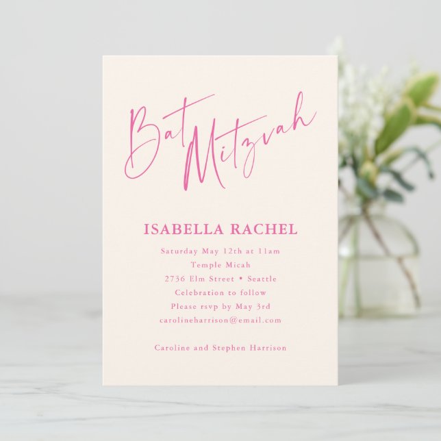 Invitación Minimal Script Hot Pink Cream Modern Bat Mitzvah (Anverso de pie)