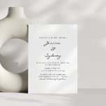 Invitación Minimalista Boda de escritura moderna en blanco y<br><div class="desc">Invitación a la boda minimalista moderna en blanco y negro</div>