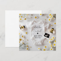 Invitación minimalista del embarazo en abejas