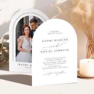 Invitación Minimalista Moderno Chic Script Elegante Arco Boda