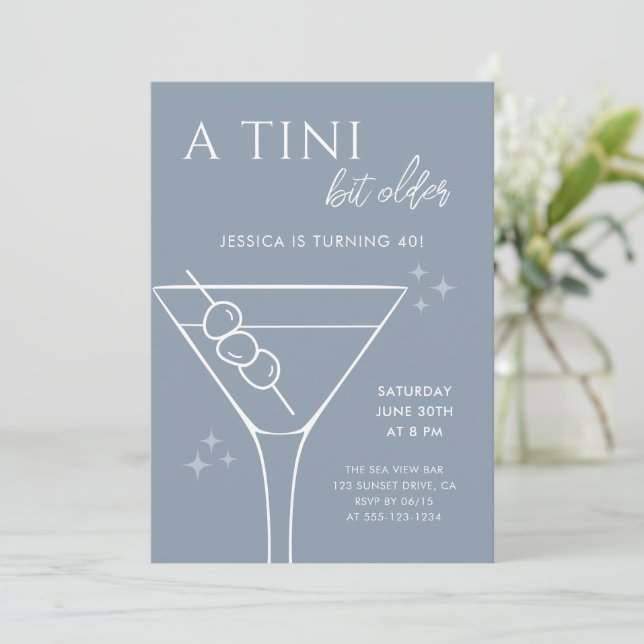 Invitación Mínimo Dusty Blue Tini bit mayor 40 cumpleaños (Anverso de pie)
