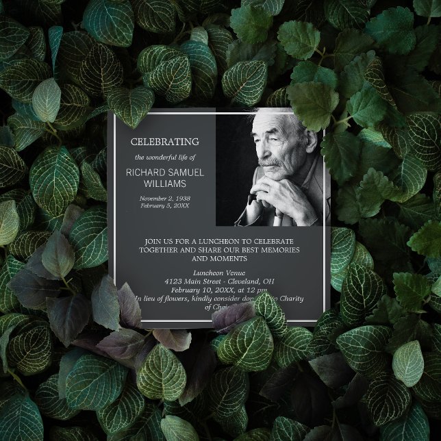 Invitación Mínimo gris oscuro que celebra la foto de un Perso (Subido por el creador)