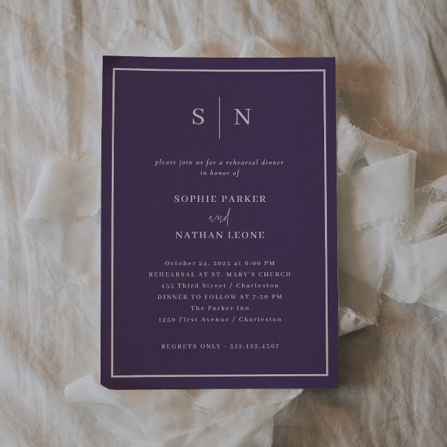 Invitación Mínimo y Moda Púrpura | Cena de ensayo elegante (A colorful yet elegant choice in purple for your wedding rehearsal dinner invitations)