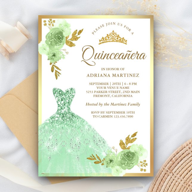 Invitación Mint Green Floral Sparkke Vestido Dorado Quinceane (Subido por el creador)
