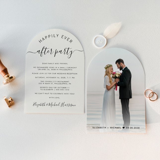 Invitación Moda Arch Foto Crema Boda Recepción (Celebrate your love story with an invitation showcasing your favorite photo in an elegant arch frame)